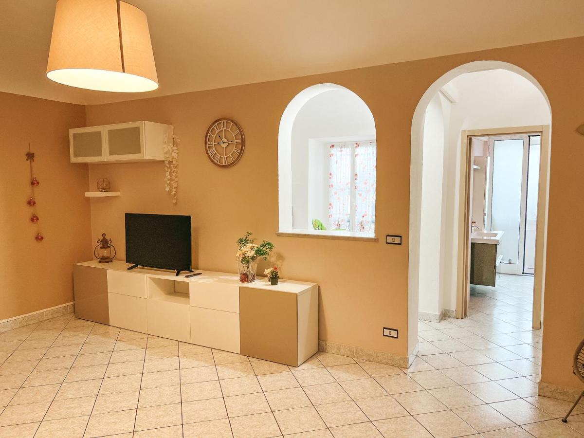 La Casa Di Ania Vila Savona Exterior foto